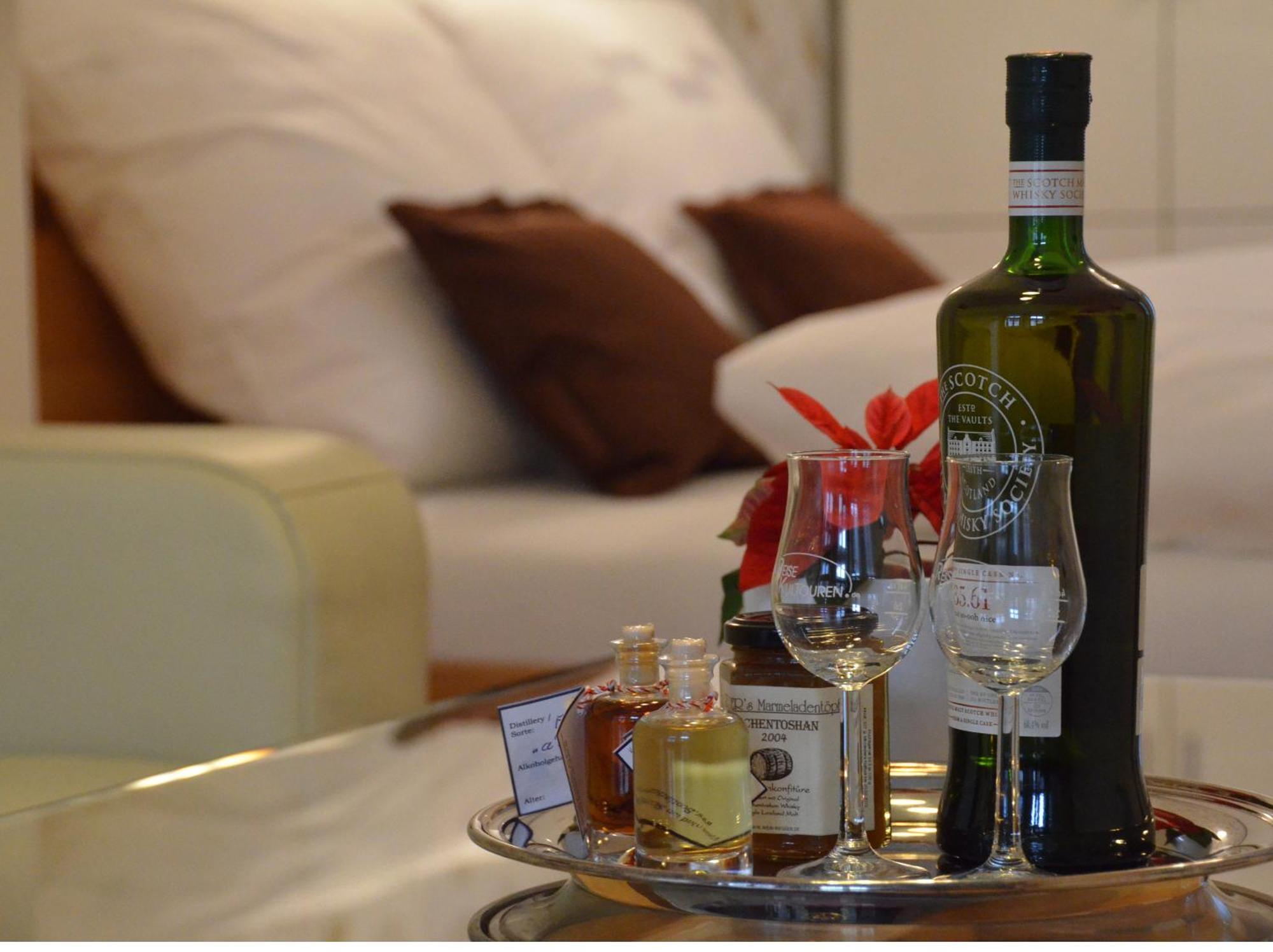 Reisekultouren Apartments Detmold Rom bilde